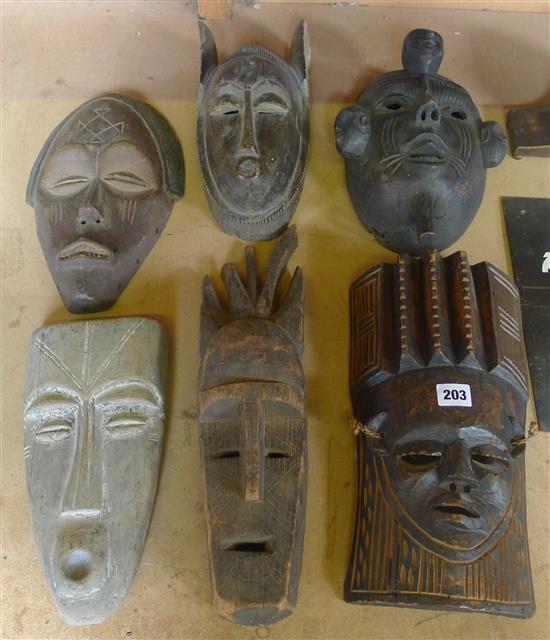 6 African masks